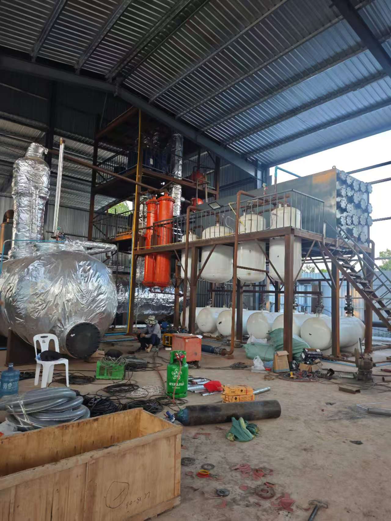 為什么近幾年在印尼做輪胎煉油的中國(guó)人很多